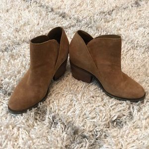 Jessica Simpson tandra booties